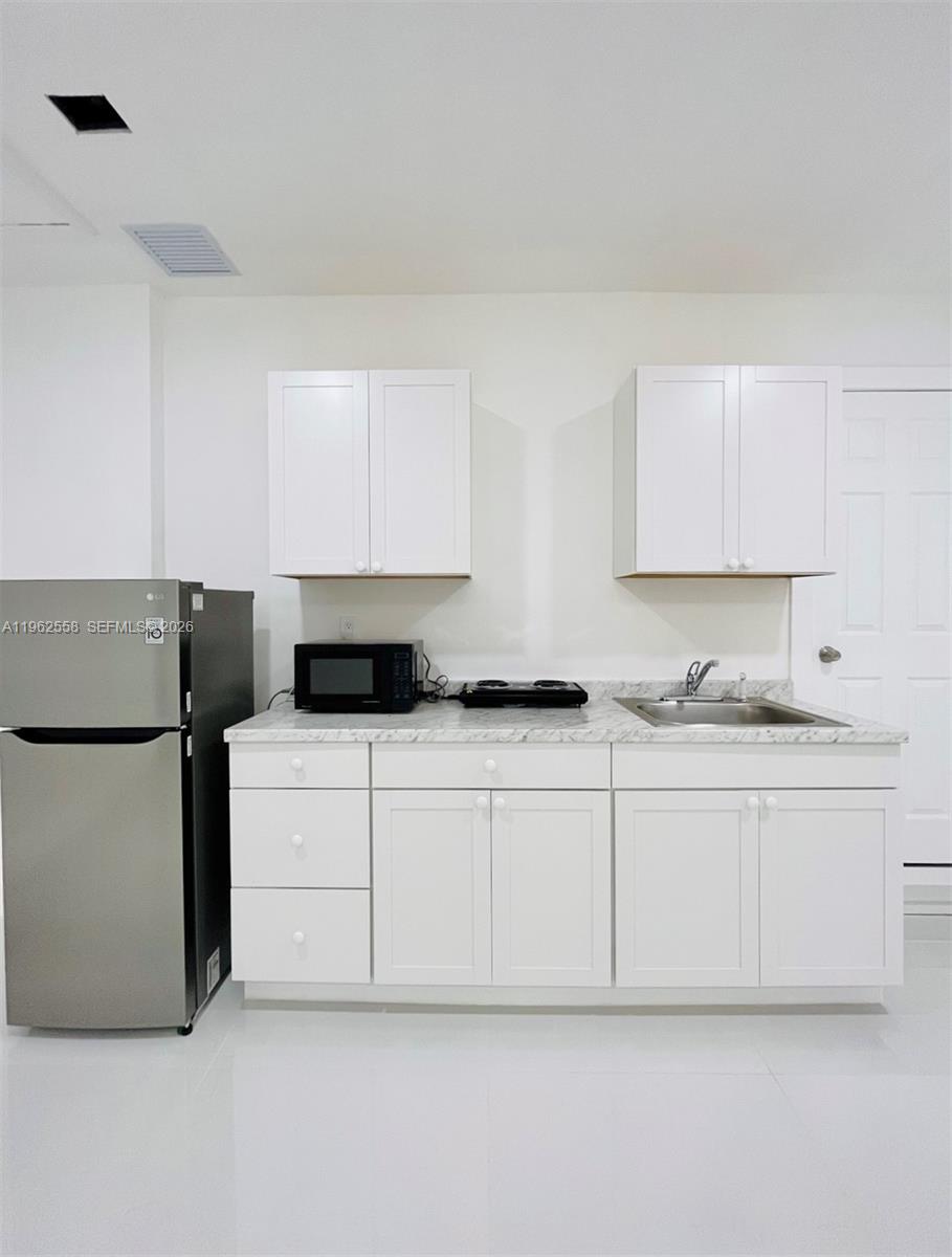 1063 Southwest 142nd Avenue, Unit A Miami, FL 33184 - Photo 4 of 9