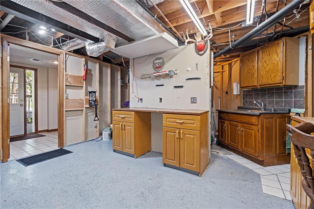 26208 Southwood Road Harrisonville, MO 64701 - Photo 39 of 59