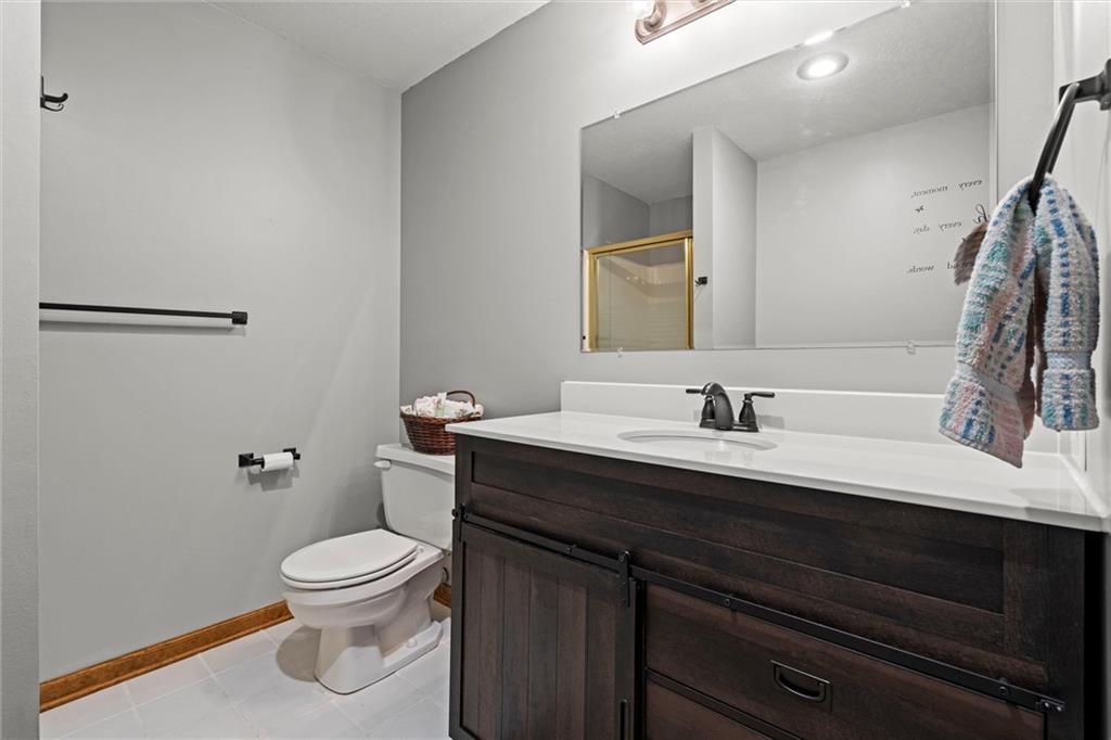 26208 Southwood Road Harrisonville, MO 64701 - Photo 40 of 59