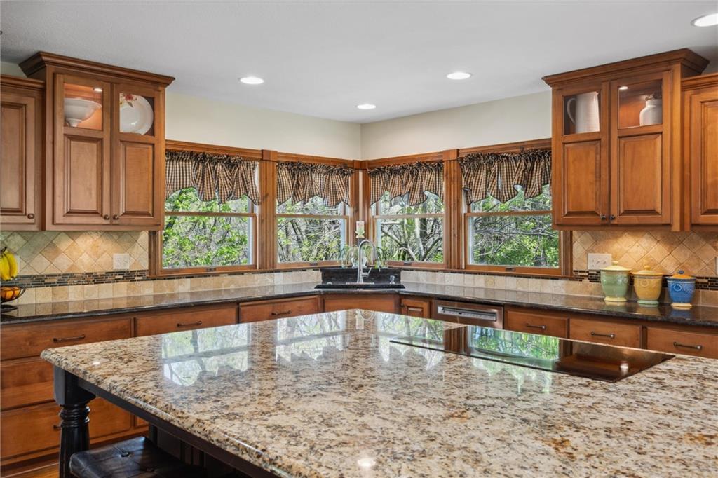 26208 Southwood Road Harrisonville, MO 64701 - Photo 10 of 59