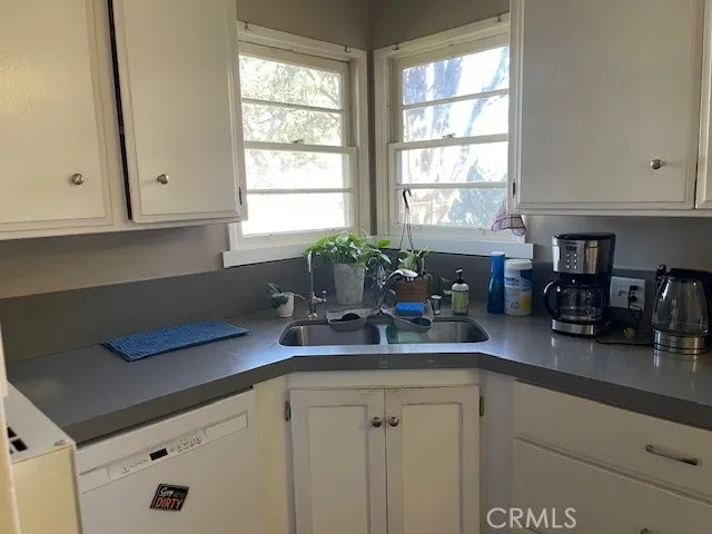 $1,150,000 | 13430 Oxnard Street, Valley Glen, CA 91401