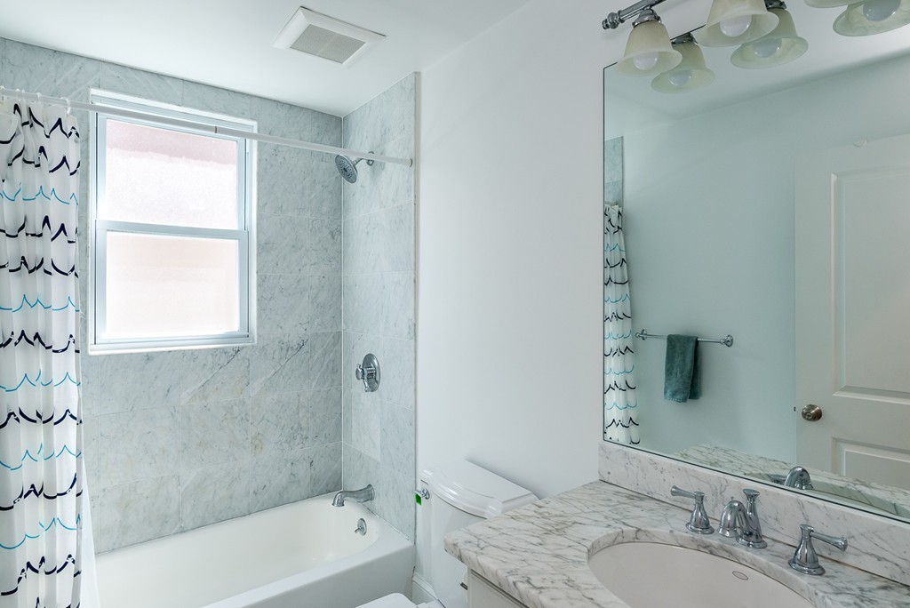 11 Atherton Road, Unit 1 Brookline, MA 02446 - Photo 15 of 18 Gallery Image 15