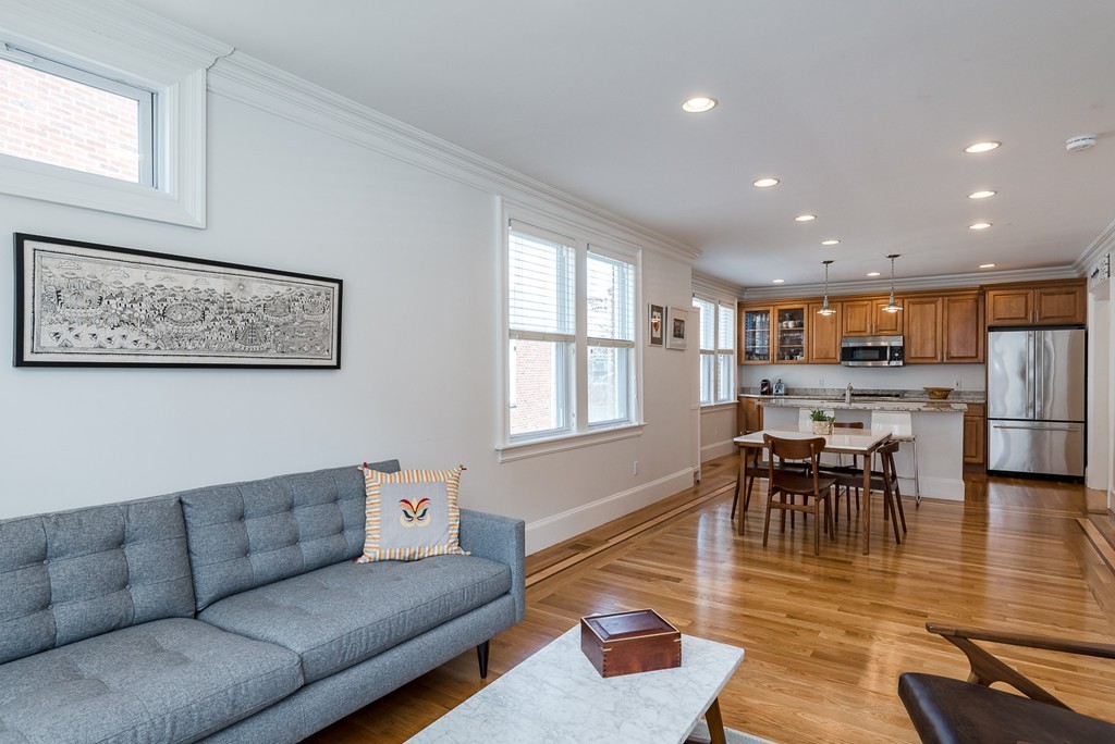 11 Atherton Road, Unit 1 Brookline, MA 02446 - Photo 5 of 18 Gallery Image 5