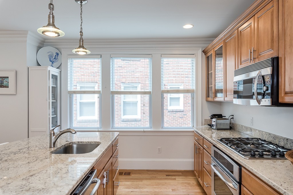 11 Atherton Road, Unit 1 Brookline, MA 02446 - Photo 7 of 18 Gallery Image 7