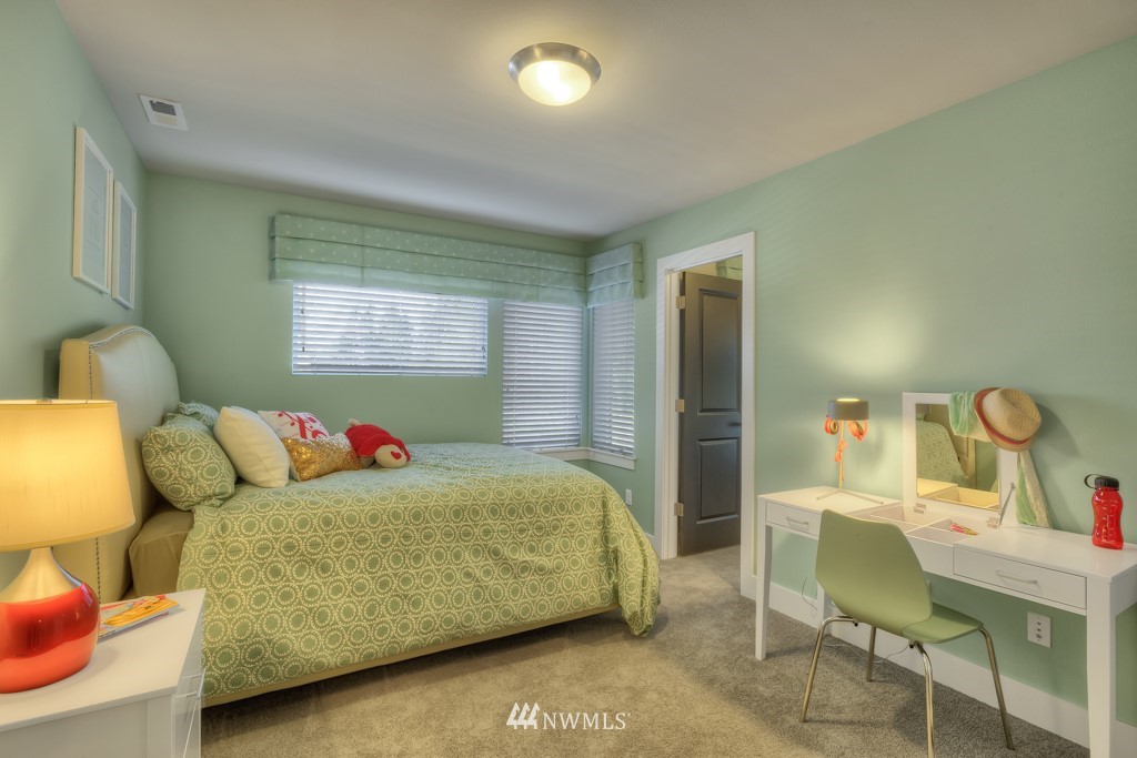 21609 43rd Drive Southeast, Unit CT 14 Bothell, WA 98021 - Photo 17 of 21 Gallery Image 17