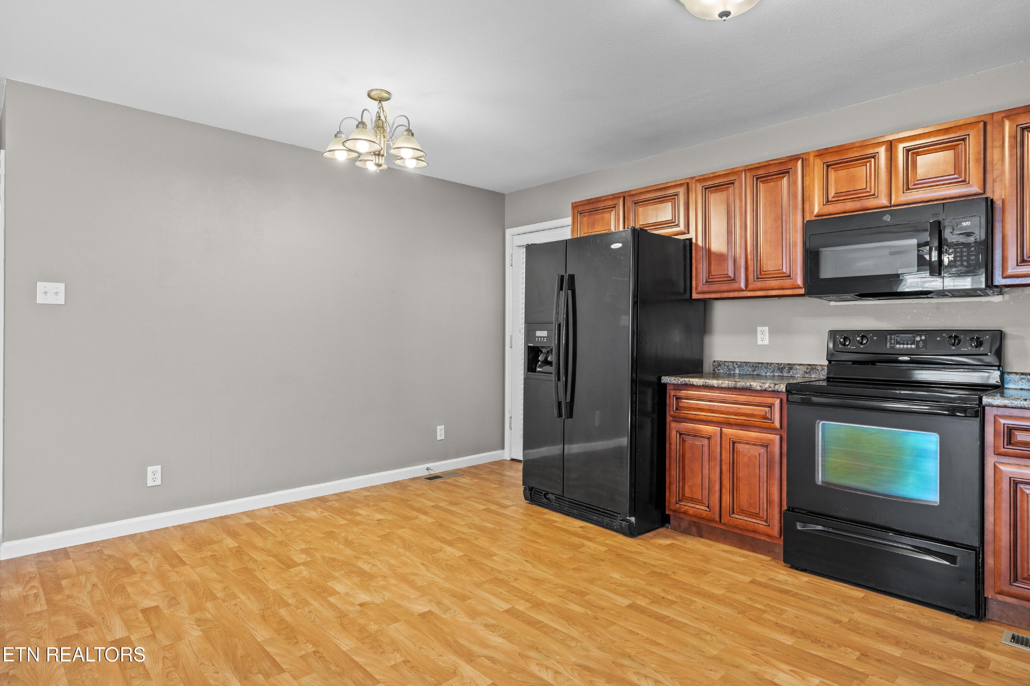 1606 Sevierville Road Maryville, TN 37804 - Photo 18 of 37 Gallery Image 18