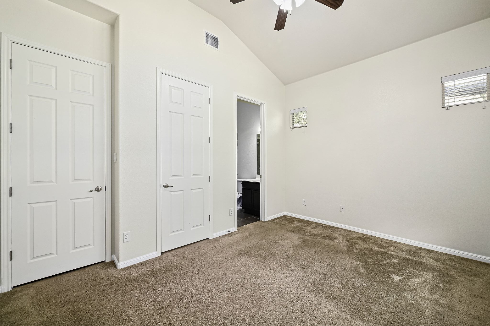 803 Wilson Ranch Place Cedar Park, TX 78613 - Photo 23 of 32 The guest suite offers an ensuite bathroom.