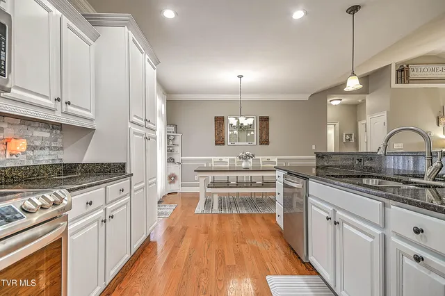 $639,900 | 19796 Spur Strap Road, Bristol, VA 24202