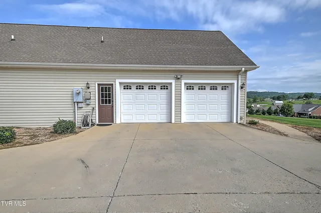 $639,900 | 19796 Spur Strap Road, Bristol, VA 24202