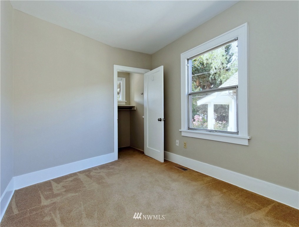 350 North 84th Street Seattle, WA 98103 - Photo 12 of 17 Gallery Image 12