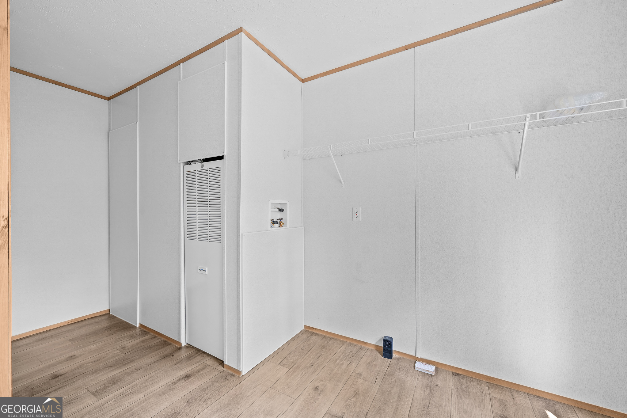 134 Double Line Road Ellijay, GA 30540 - Photo 20 of 33 a view of an empty room