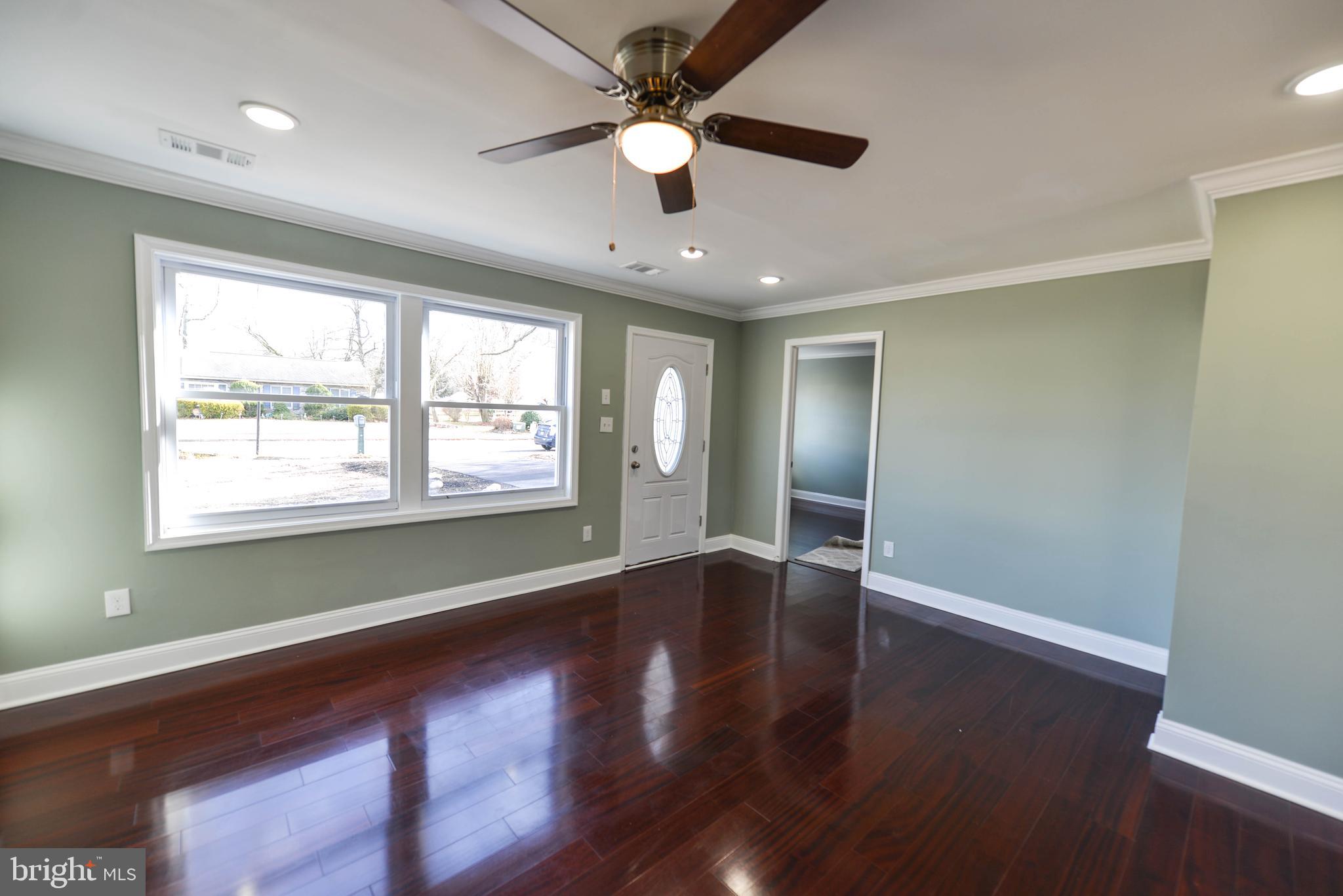 110 Lotus Lane Carneys Point, NJ 08069 - Photo 8 of 14 Gallery Image 8
