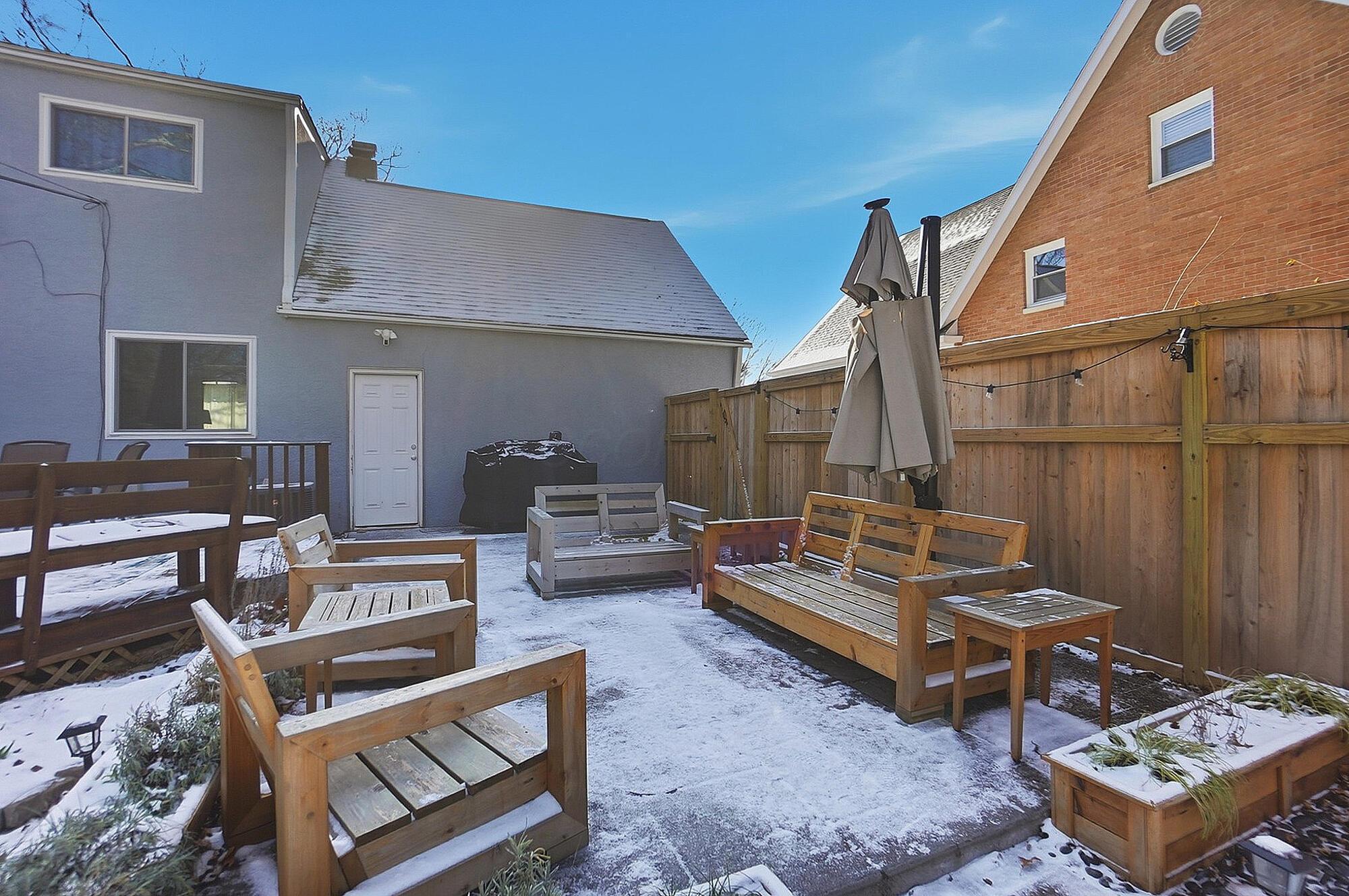 1237 Haddon Road Columbus, OH 43209 - Photo 54 of 64 055