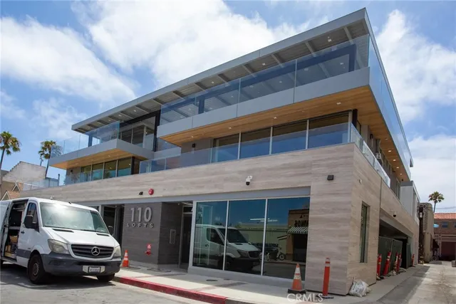 a car parked in front of building