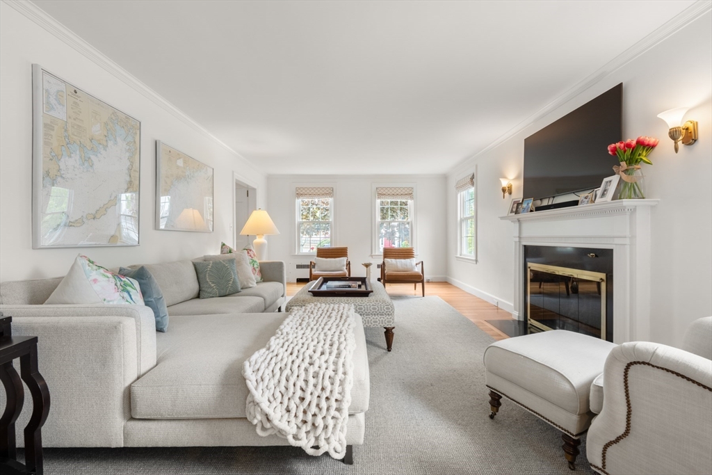 60 Marilyn Road Milton, MA 02186 - Photo 3 of 41