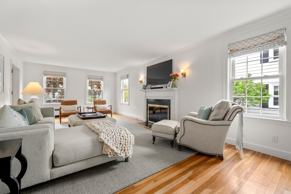 60 Marilyn Road Milton, MA 02186 - Photo 4 of 41