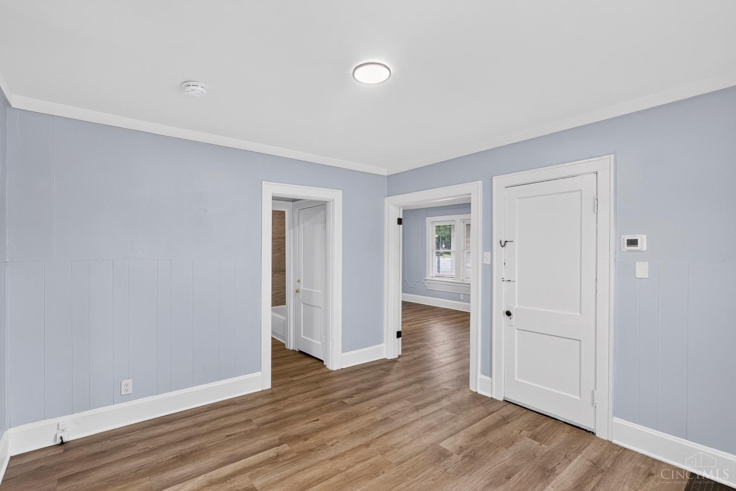 5538 Montgomery Road Cincinnati, OH 45212 - Photo 13 of 61