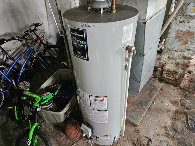 $132,000 | 4050 North 6th Street, Milwaukee, WI 53212