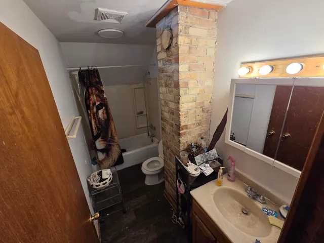 $132,000 | 4050 North 6th Street, Milwaukee, WI 53212