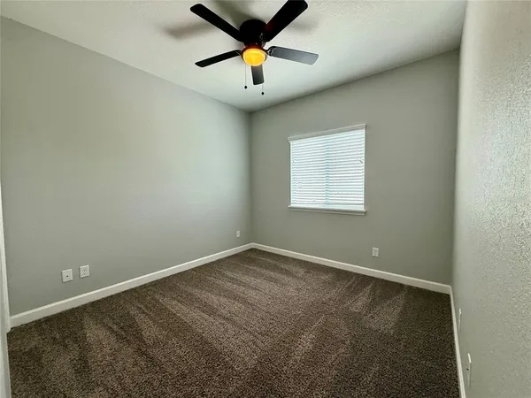 $1,900 | 2521 Pine Place, Winter Haven, FL 33881