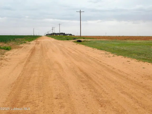 $365,000 | 749 County Road 24, Friona, TX 79035