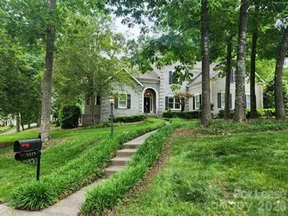 $3,200 | 3315 Parting Brook Court, Charlotte, NC 28210
