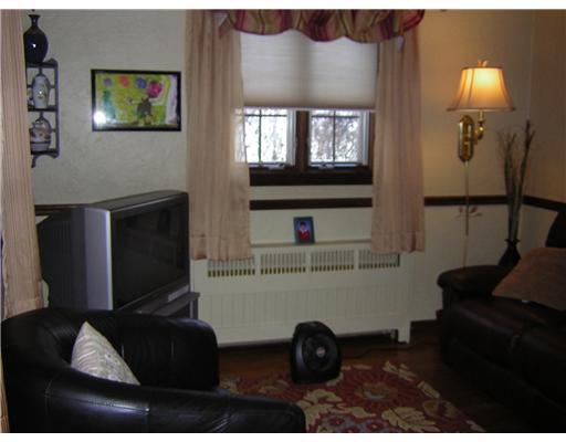 1311 Ridge Avenue Coraopolis, PA 15108 - Photo 8 of 13 Den.