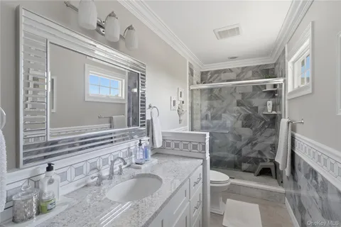 $2,150,000 | 27 Davison Place, Rockville Centre, NY 11570