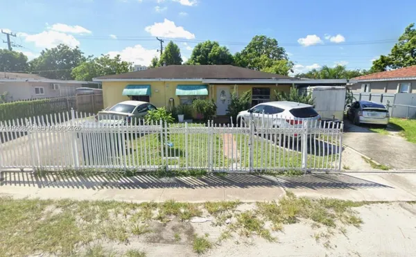 $2,500 | 3210 Northwest 82nd Street, Miami, FL 33147