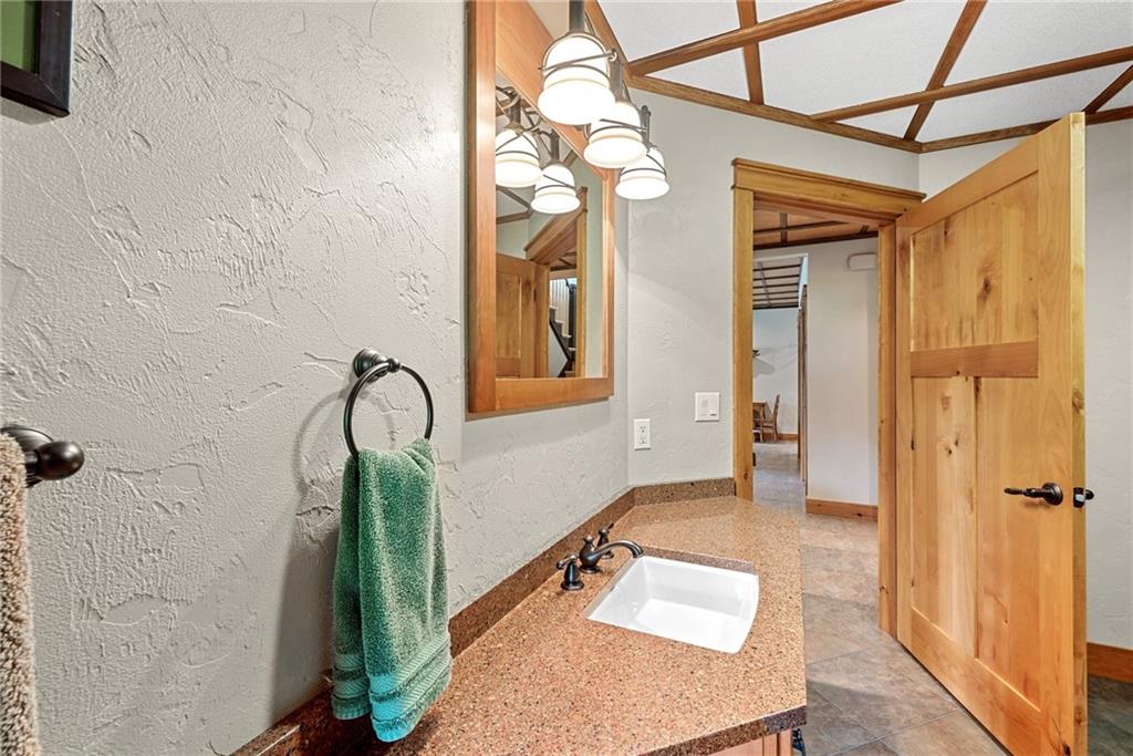 10126 Old Rte 56 Shelocta, PA 15774 - Photo 39 of 50 a view of an entryway