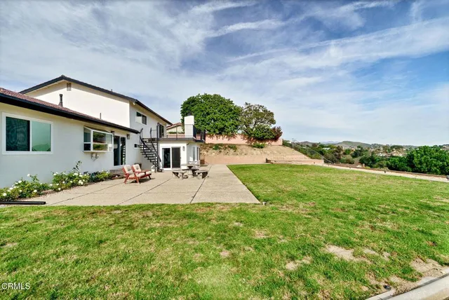 $1,385,000 | 1020 Via Cielito, Ventura, CA 93003
