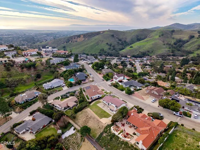 $1,385,000 | 1020 Via Cielito, Ventura, CA 93003