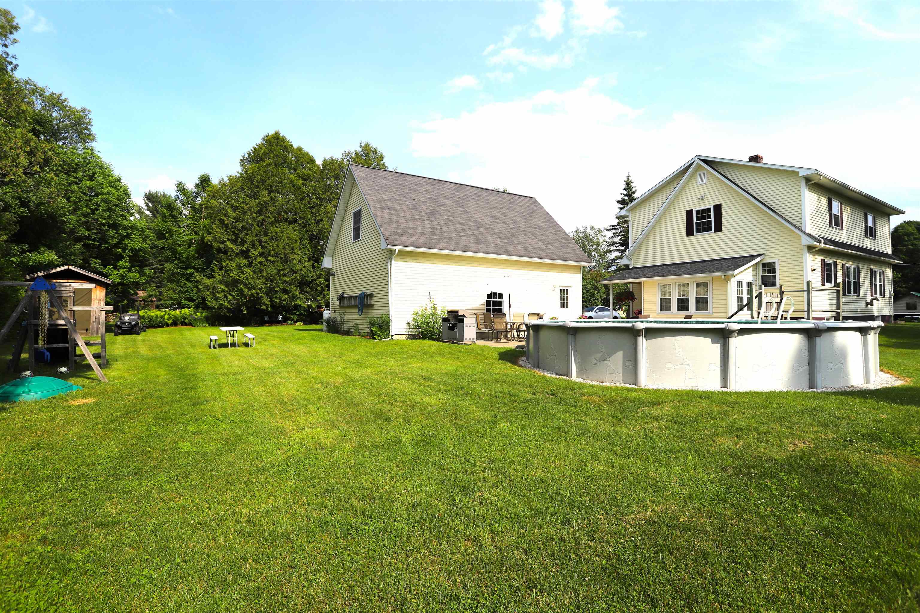 140 Valentine Avenue Derby, VT 05830 - Photo 2 of 46