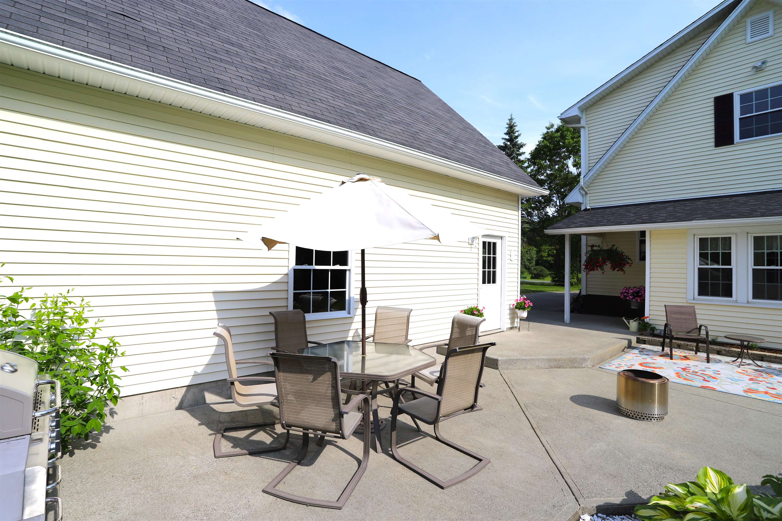 140 Valentine Avenue Derby, VT 05830 - Photo 41 of 46