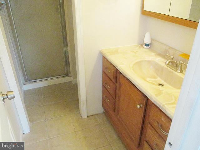 8335 Snowden Oaks Place Laurel, MD 20708 - Photo 14 of 24 Bath