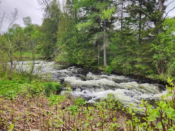 $89,000 | 16 Northridge Road, Burke, VT 05871