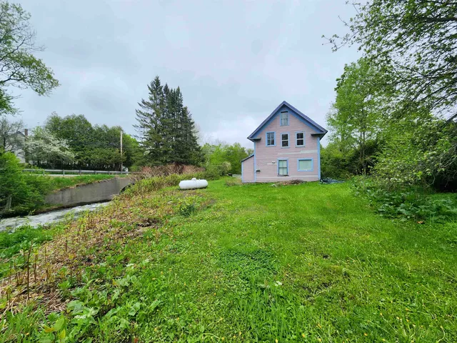 $89,000 | 16 Northridge Road, Burke, VT 05871