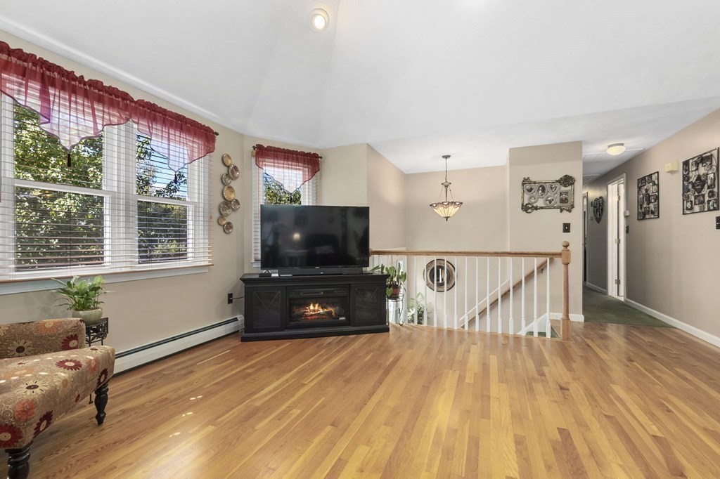 17 Nells Pond Road Lynn, MA 01904 - Photo 9 of 34 Gallery Image 9