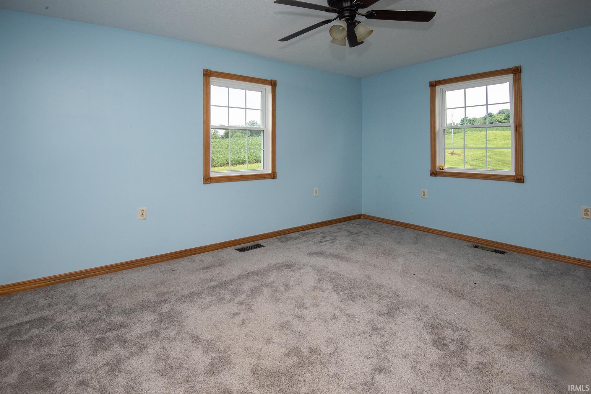 2219 Loudermilk Road Vincennes, IN 47591 - Photo 11 of 50