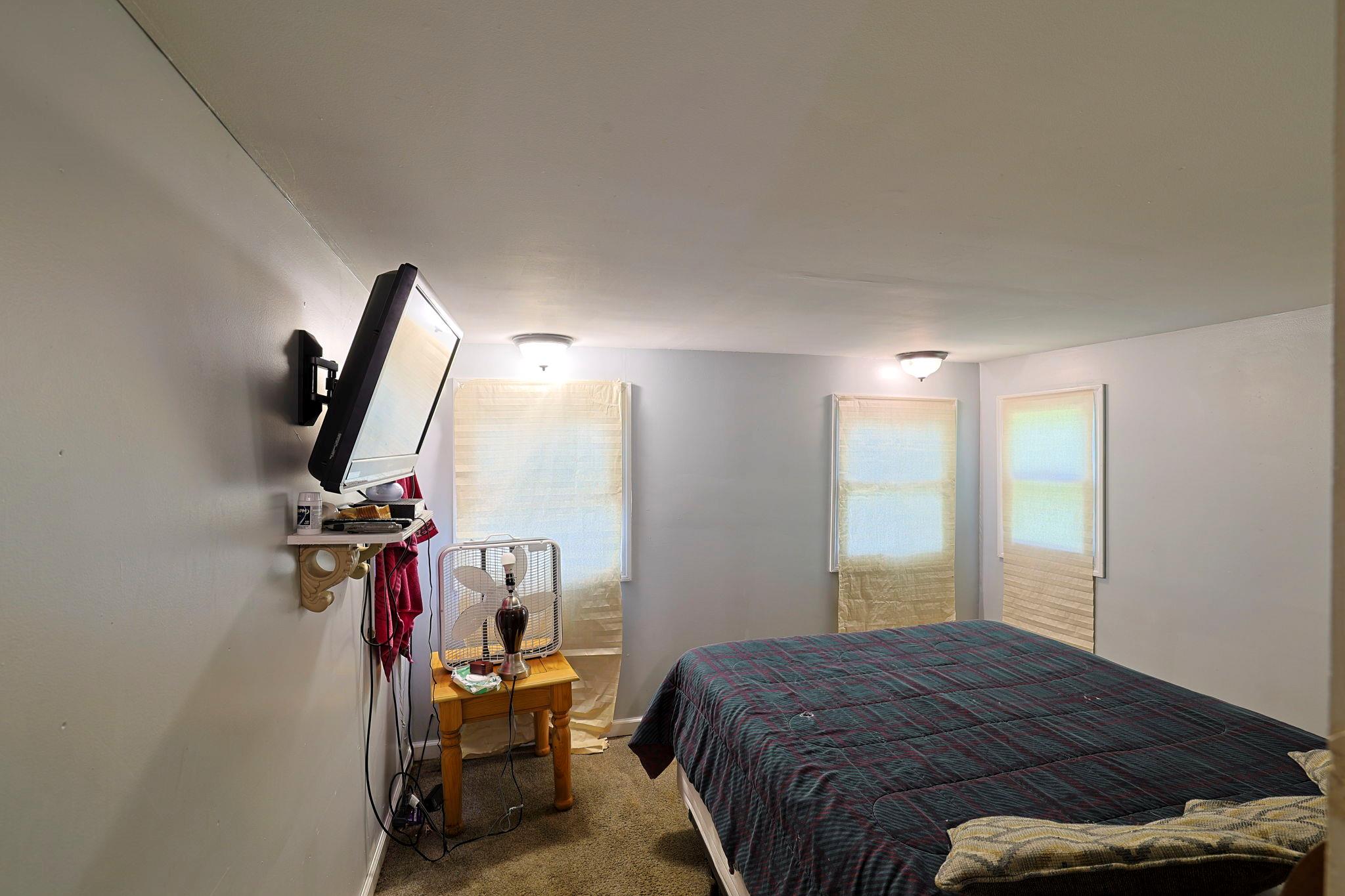 181 Oak Ridge Road Greenfield Park, NY 12435 - Photo 16 of 22 Bedroom featuring baseboards and carpet