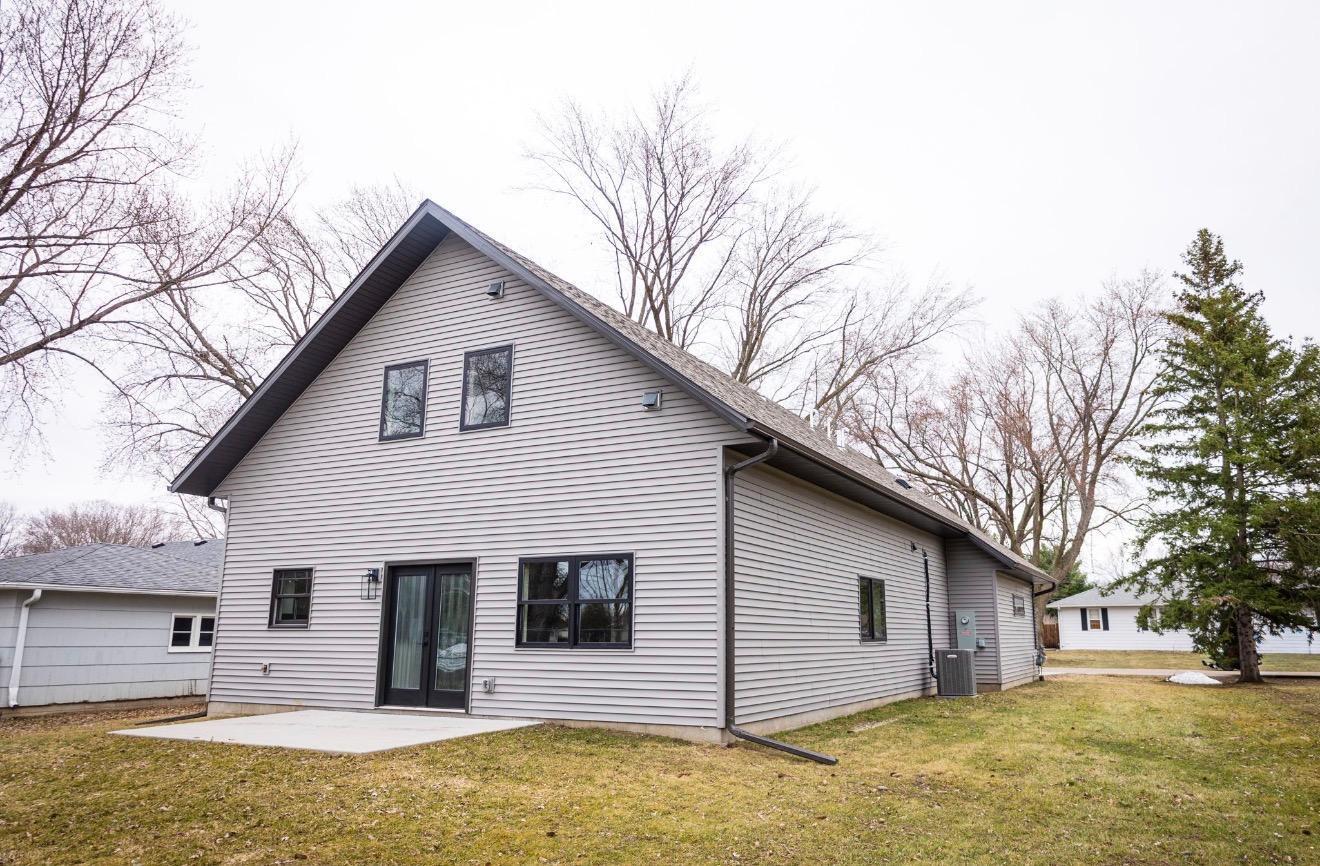 1609 25th Street Southeast Rochester, MN 55904 - Photo 3 of 47