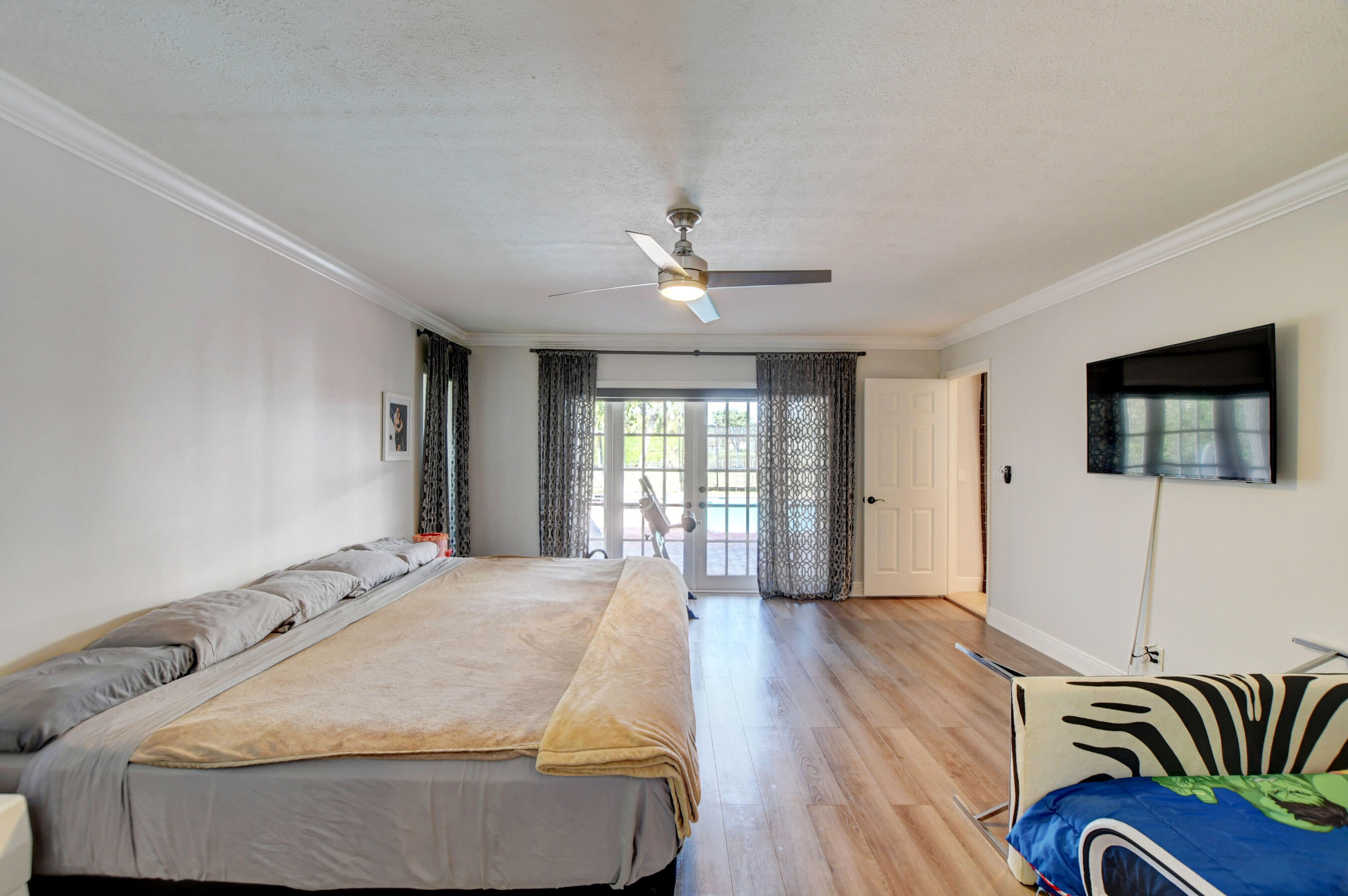 2023 Northwest 19th Way Boca Raton, FL 33431 - Photo 16 of 42 38_ebf_4572and4more