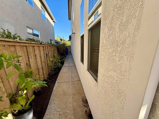 $6,600 | 5559 Ln San Diego Ca, San Diego, CA 92130