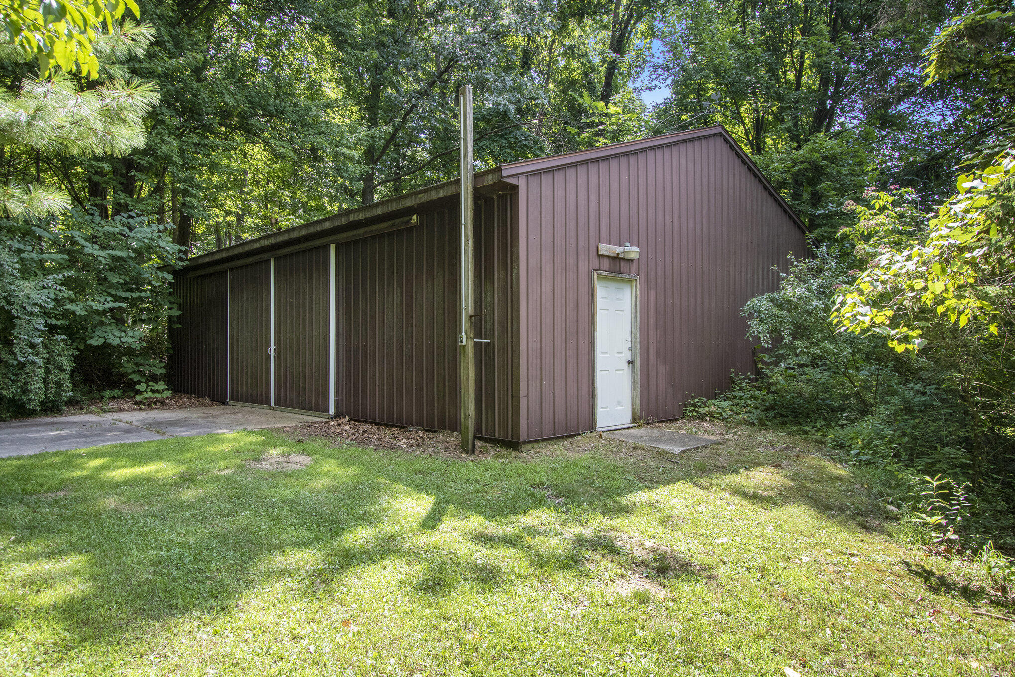 10545 Lauer Road Baroda, MI 49101 - Photo 15 of 21 img_3980_490