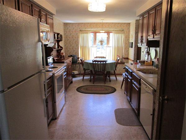 163 Village Post Road, Unit 163 Danvers, MA 01923 - Photo 3 of 17 Gallery Image 3