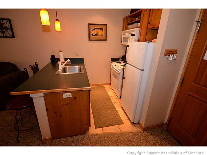 195 River Run Road, Unit 8042 Keystone, CO 80435 - Photo 5 of 25 a view of washer and dryer