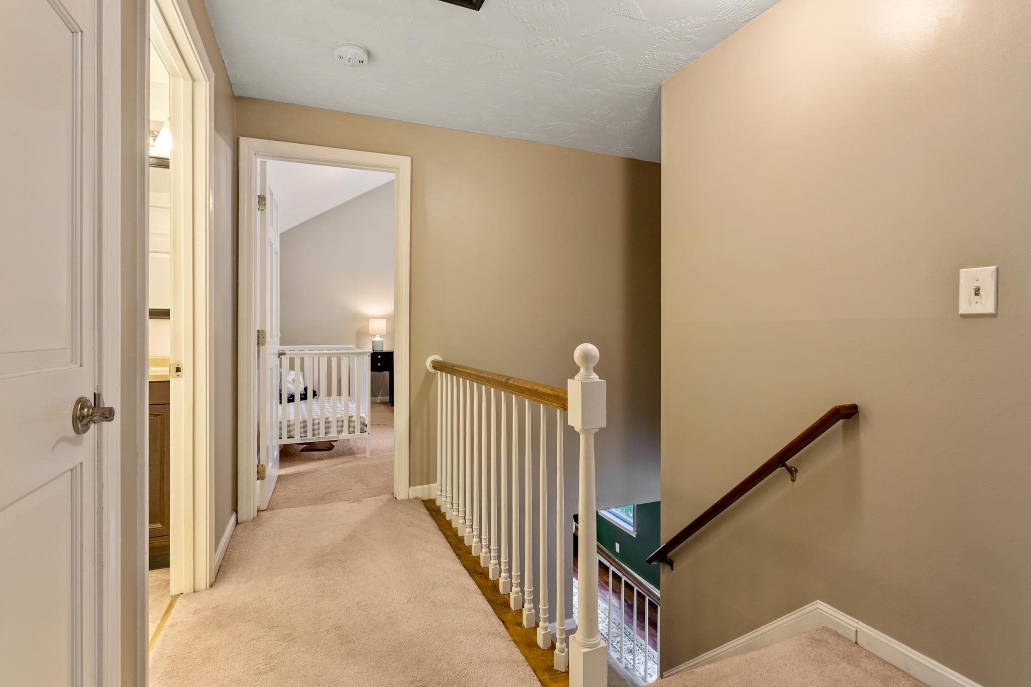 48 Hickory Road Hampstead, NH 03841 - Photo 22 of 36