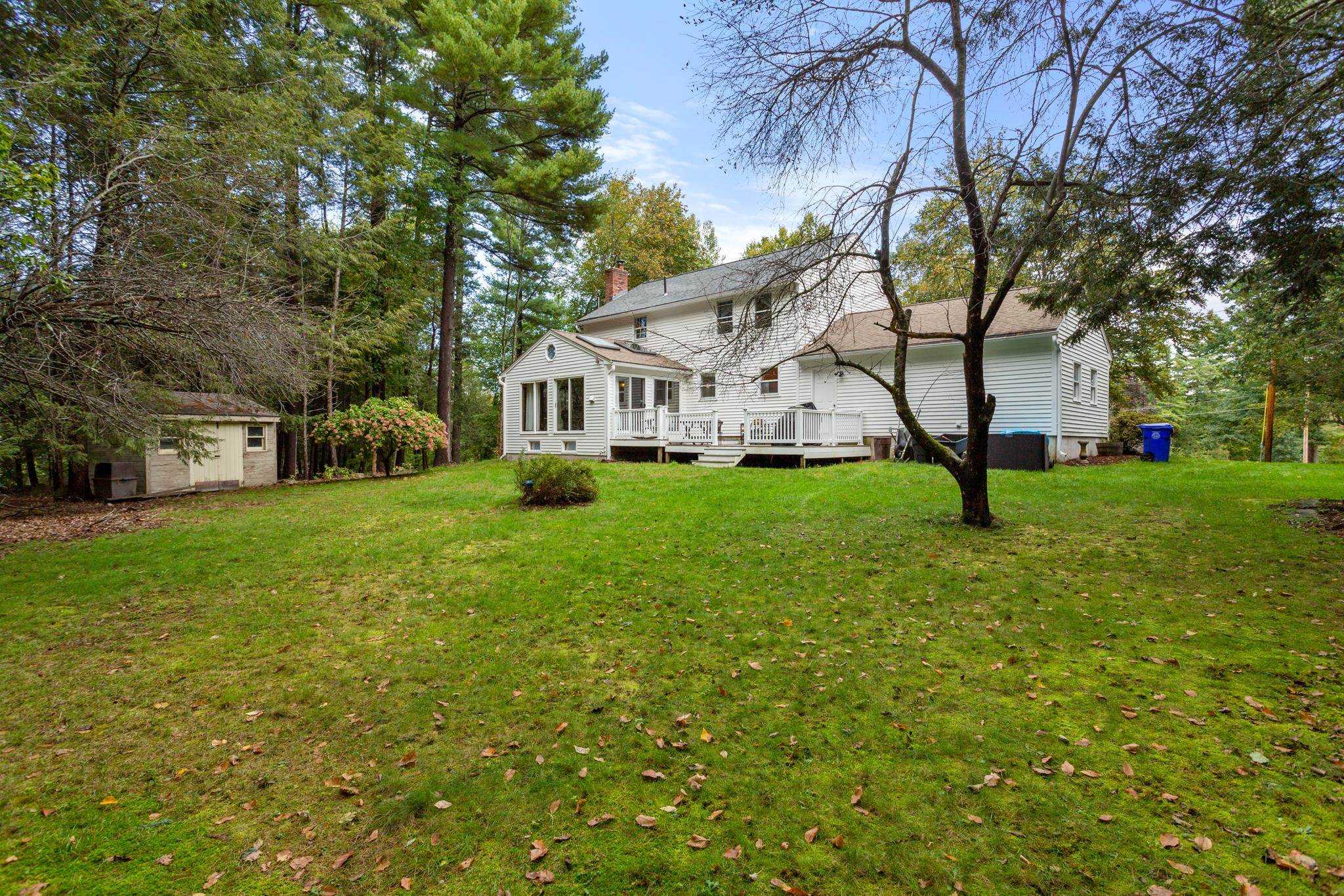 48 Hickory Road Hampstead, NH 03841 - Photo 33 of 36