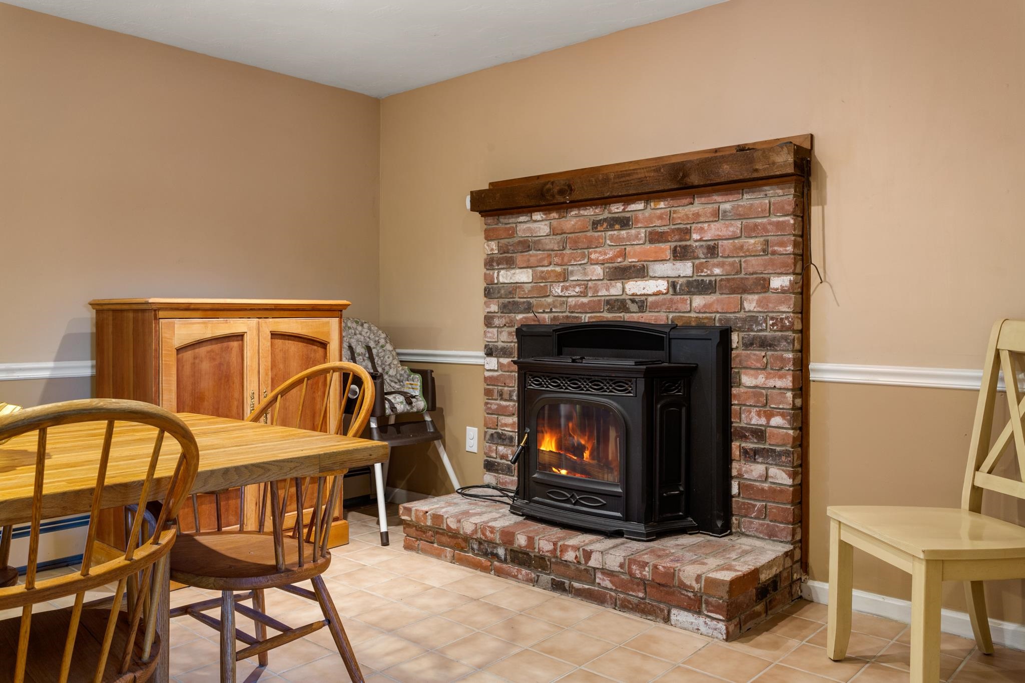 48 Hickory Road Hampstead, NH 03841 - Photo 10 of 36