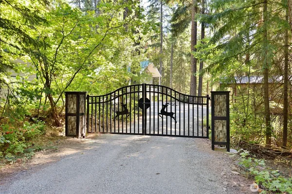 $800,000 | 30 Crawford, Ronald, WA 98940
